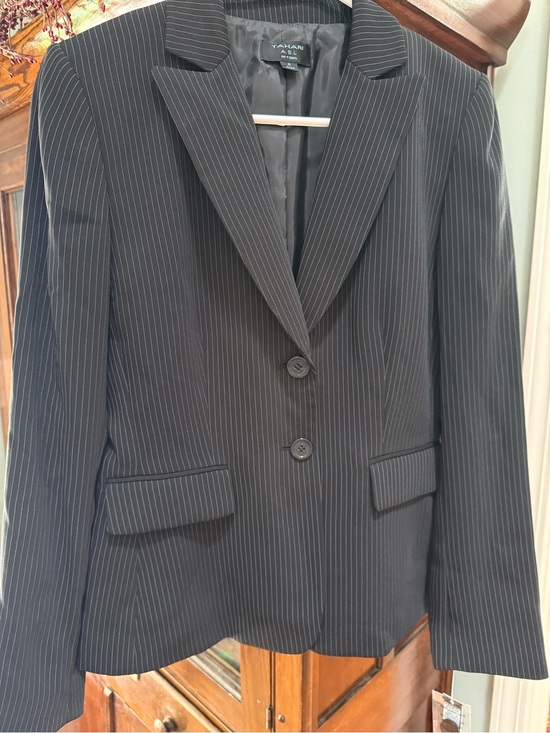 Tahari Jackets & Blazers - NWT Tahari Black And White, Pinstripe, Blazer Jacket, Size 4 Polyester $100